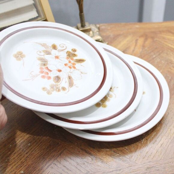 Four Seasons AUTUMN BOUQUET Flower Stoneware DINNER PLATES - 3 PCS​​ - Picture 11 of 11